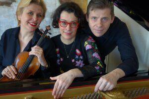 Read more about the article Saforguia Revista – Trio continents “Tradició i modernitat a través de la música”